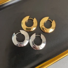 Brincos de Argola Luxo em Prata 925 Ponykiss – Elegância Minimalista