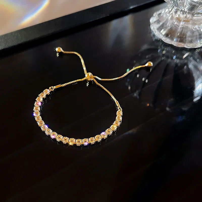 Pulseira Feminina Ajustável com Zircônias Brilhantes: Elegância Banhada a Ouro ou Prata - Imagem 19